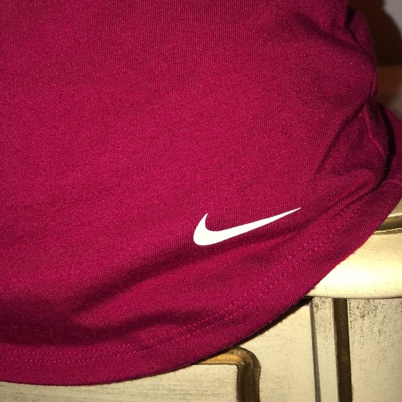 ✅❤️Nike Workout Tank Top. - Picture 2 of 6